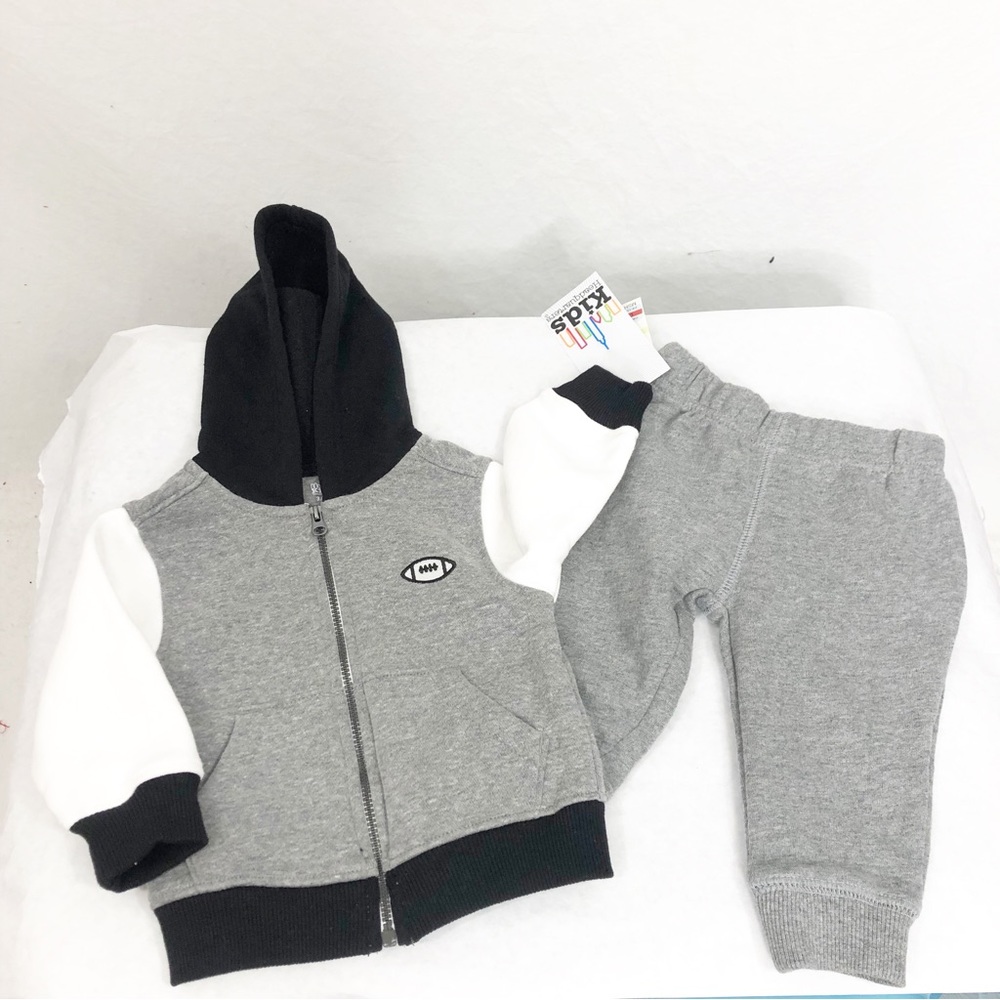 NEW Kid Headquarters 2 Piece Boys Football Hoodie and Sweatpants, Size 3/6 Month